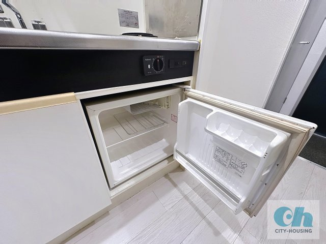 丸井ビルディング 205号室のキッチン