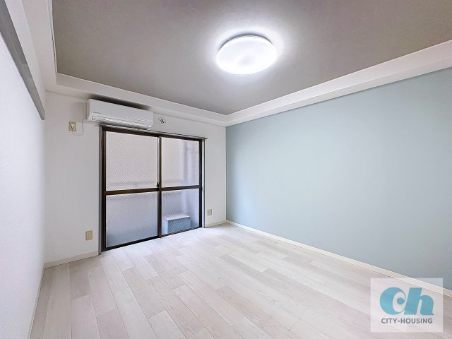 丸井ビルディング 205号室の居間・リビング