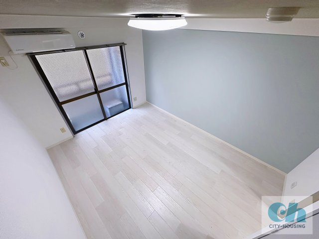 丸井ビルディング 205号室の居間・リビング