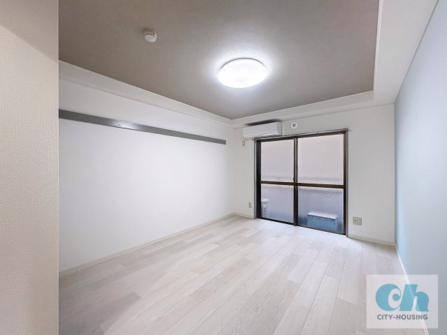 丸井ビルディング 205号室の居間・リビング