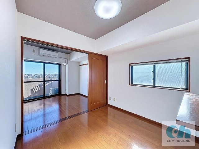 sunny heights KAMATA 1102号室の居間・リビング