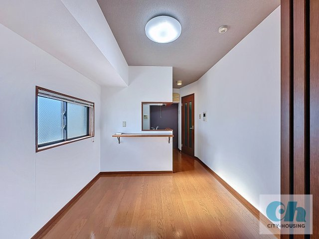 sunny heights KAMATA 1102号室の居間・リビング