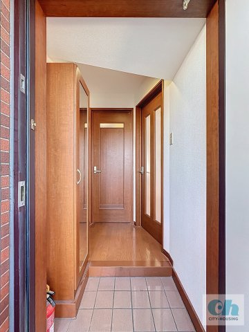 sunny heights KAMATA 1102号室の玄関