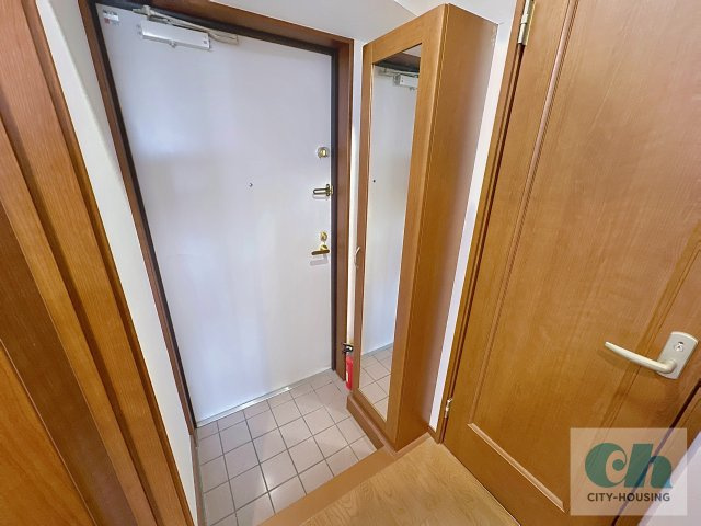 sunny heights KAMATA 1102号室の玄関