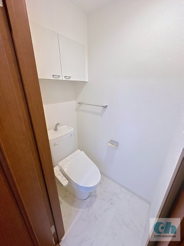 sunny heights KAMATA 1102号室のトイレ