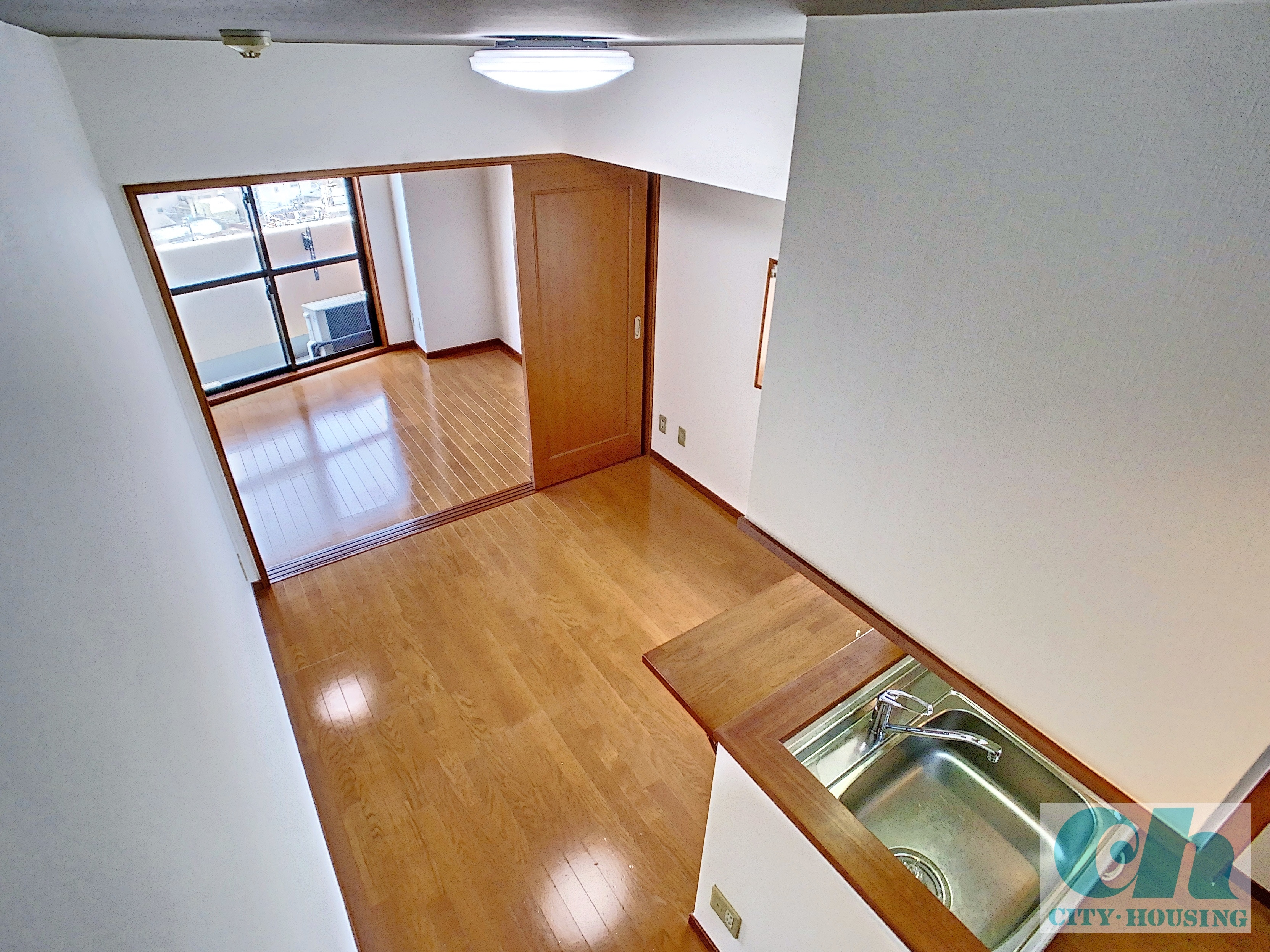 sunny heights KAMATA 1102号室