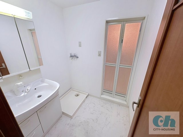 sunny heights KAMATA 1102号室の洗面所