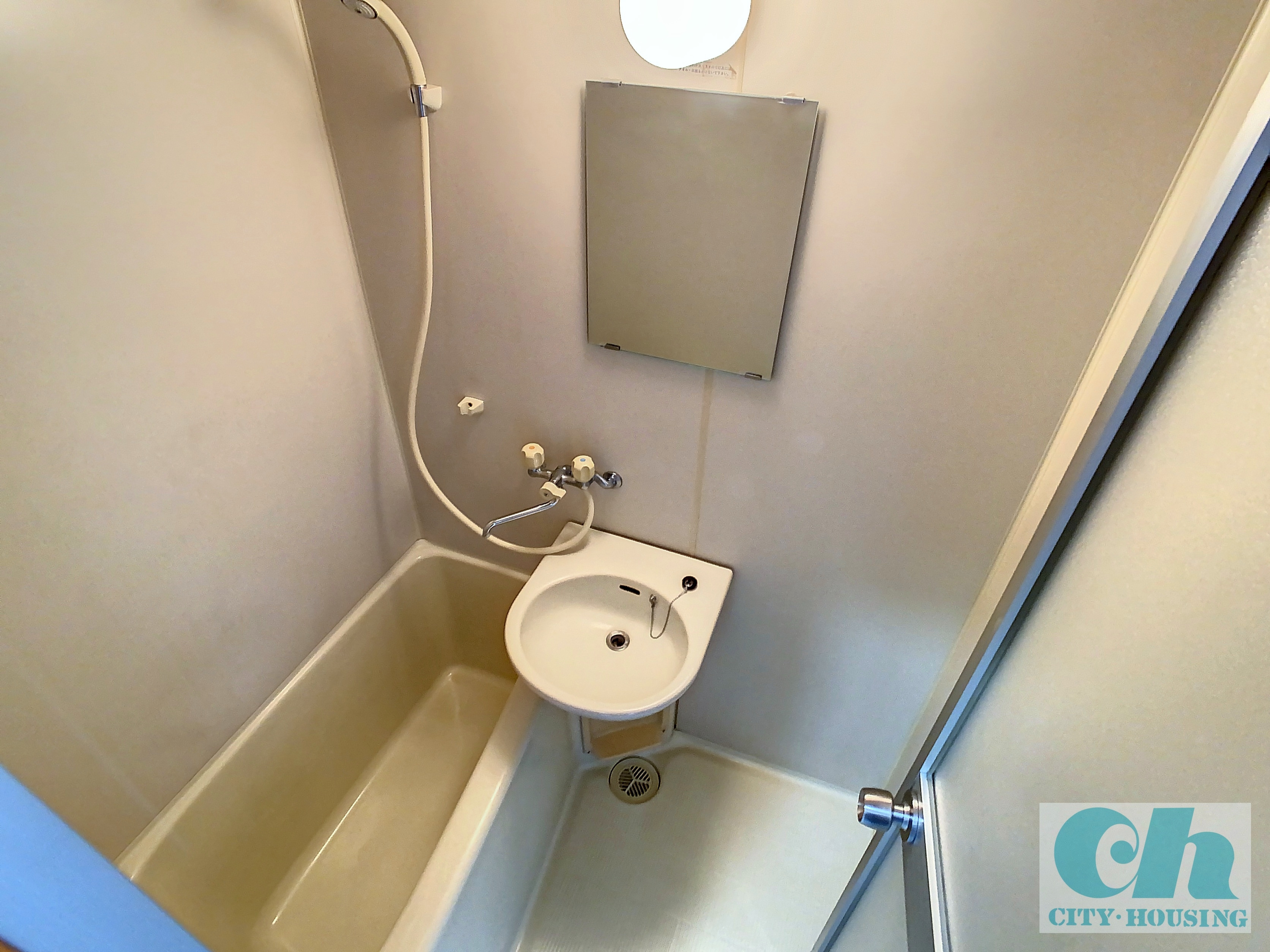 丸井ビルディング 307号室の浴室