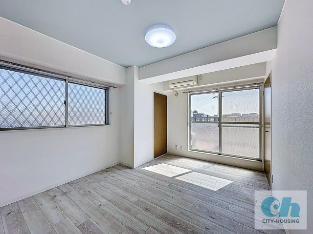 リヴェール多摩川 502号室の洗面所