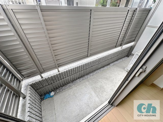 エスポワール大森 102号室のバルコニー