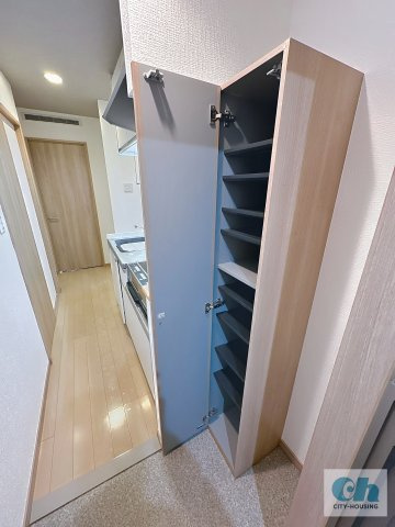 エスポワール大森 102号室の収納