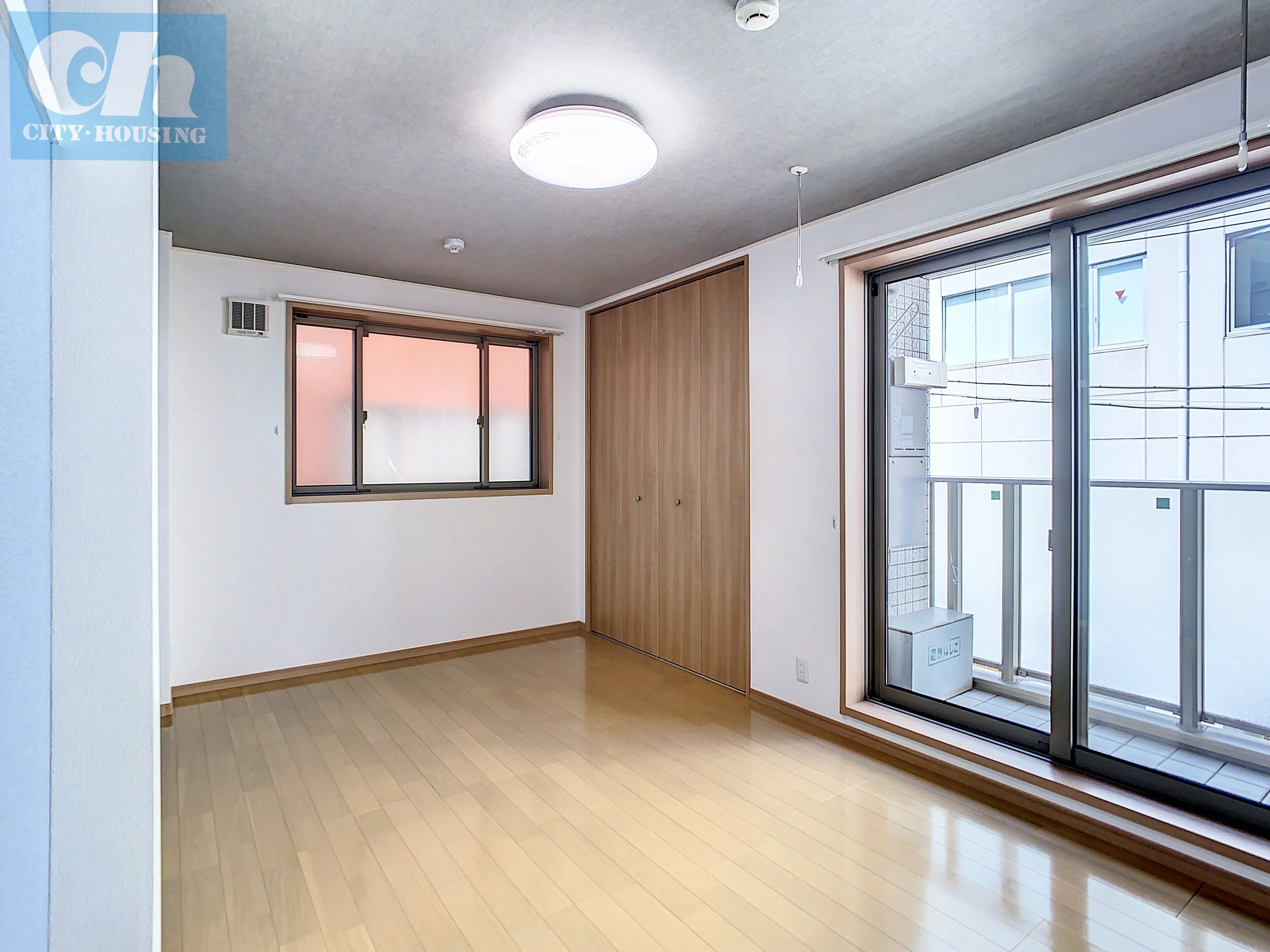 フルール大森 301号室