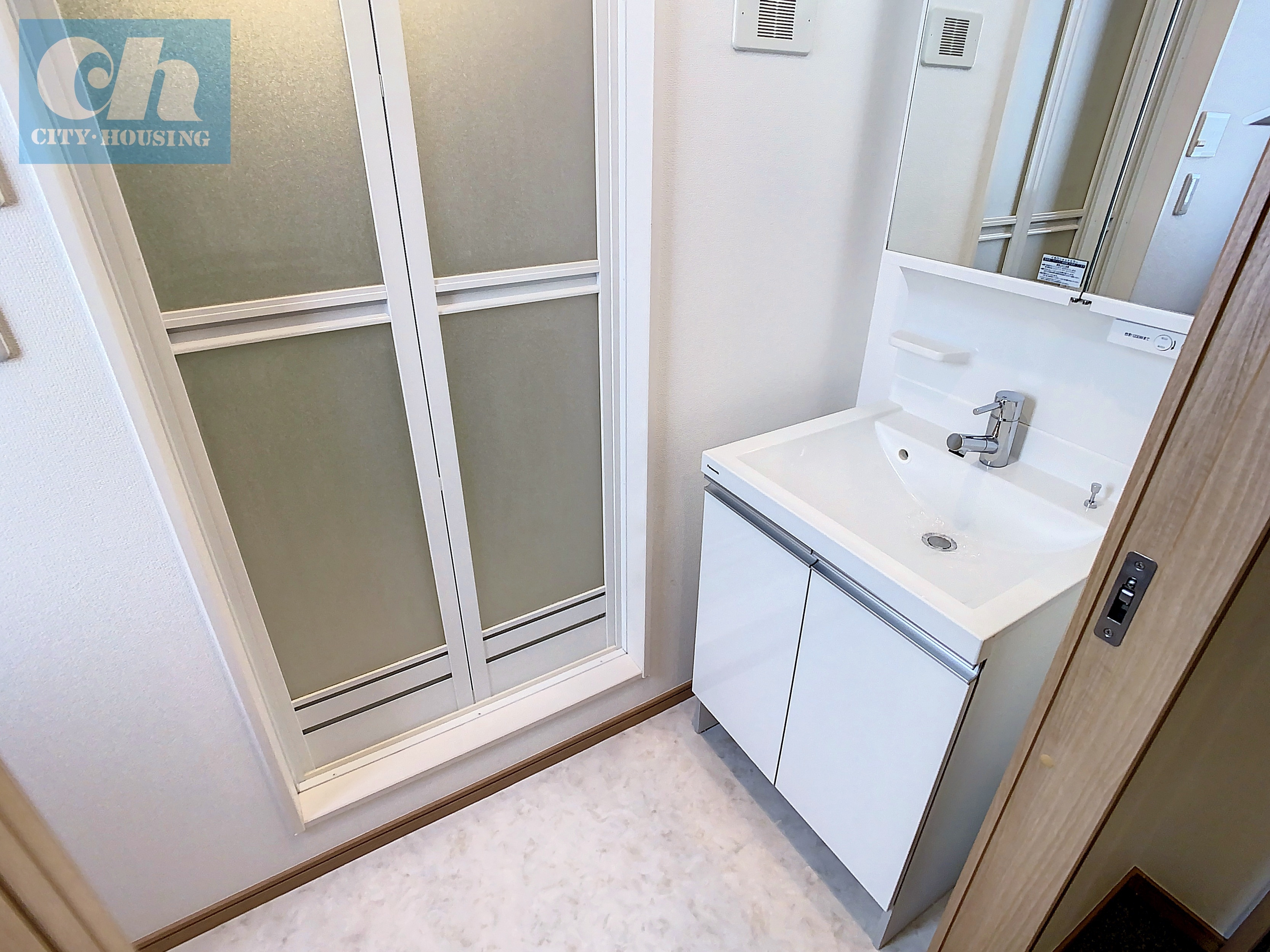 フルール大森 301号室