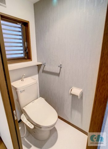 カーサベルデ 301号室のトイレ