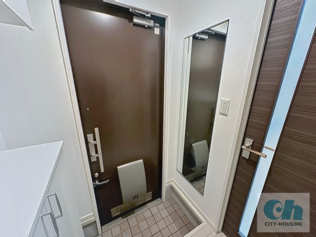 メイプル・ティンバー 103号室の居間・リビング