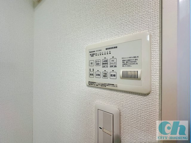 フルール大森 303号室の浴室