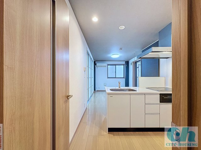 フルール大森 303号室の居間・リビング