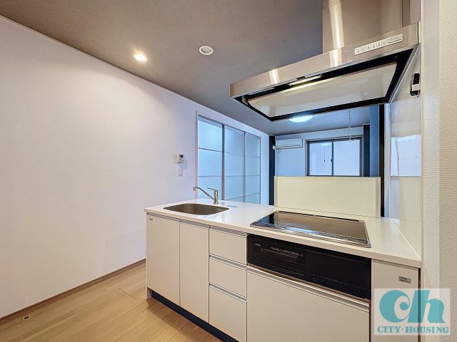 フルール大森 303号室のキッチン