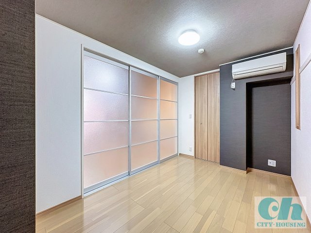 フルール大森 303号室の洋室