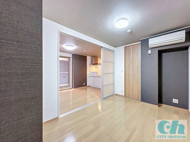 フルール大森 303号室の洋室