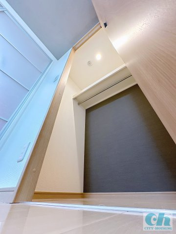 フルール大森 303号室の収納