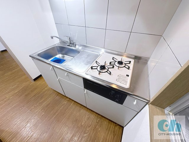 Y・Mコート 101号室のキッチン