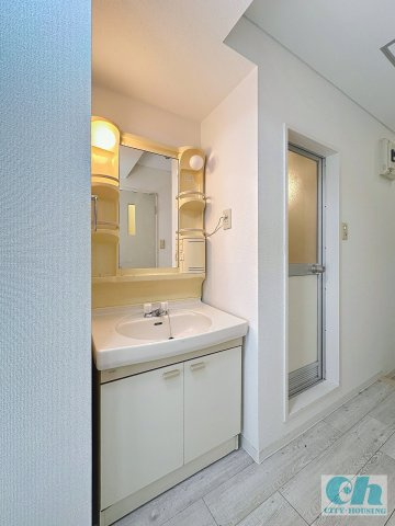 第5野口ビル 601号室の独立洗面台