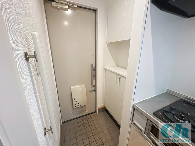 アスティオン 101号室の玄関
