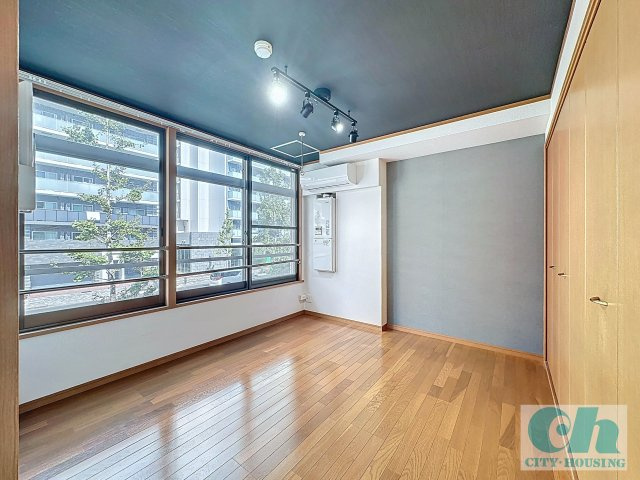 中島ビル 201号室の居間・リビング