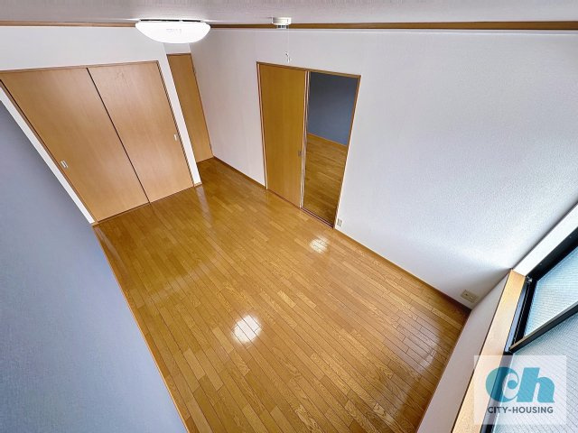 ローゼンハイム 205号室の洋室