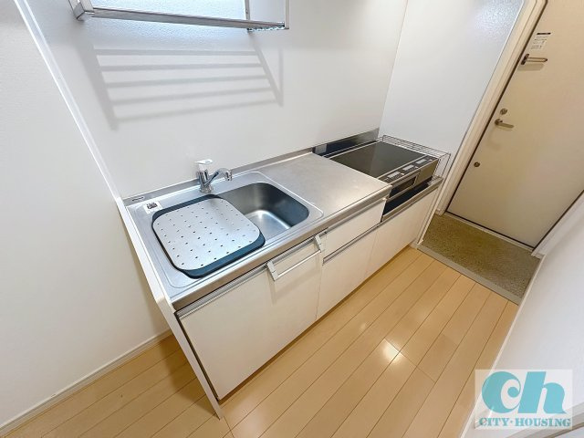 シャトレー大森 301号室のキッチン