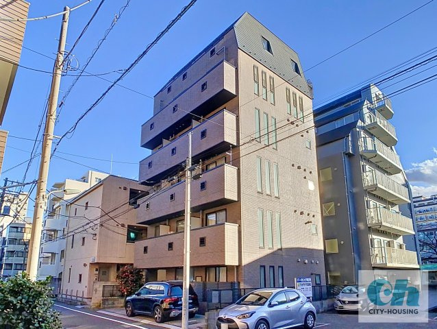 ラフィネ大森 301号室の外観
