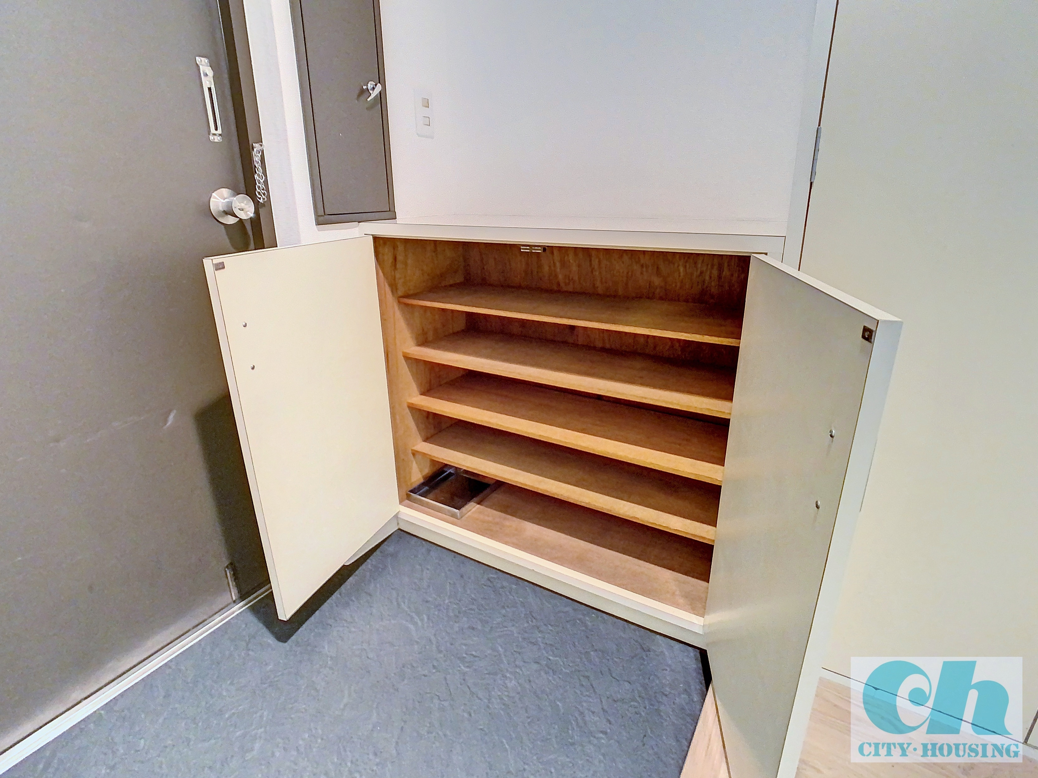 パークハイム石川台 104号室