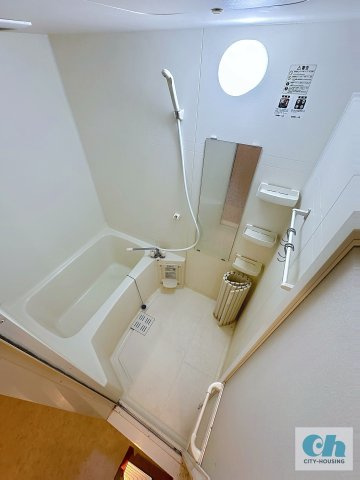 ルミエール大森 201号室の浴室