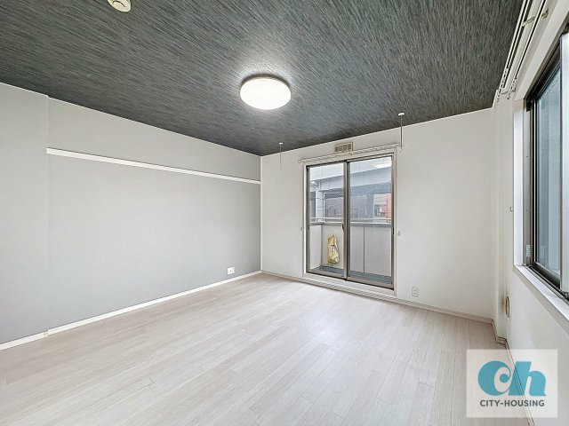 ルミエール大森 201号室の外観