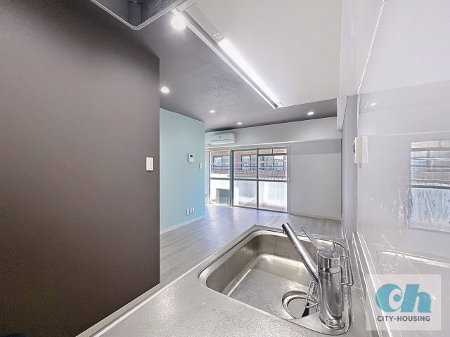 ヴィラ・フクモト 302号室のキッチン