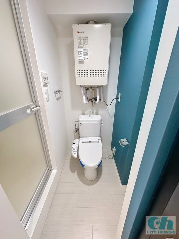 BELL FOREST 401号室のトイレ