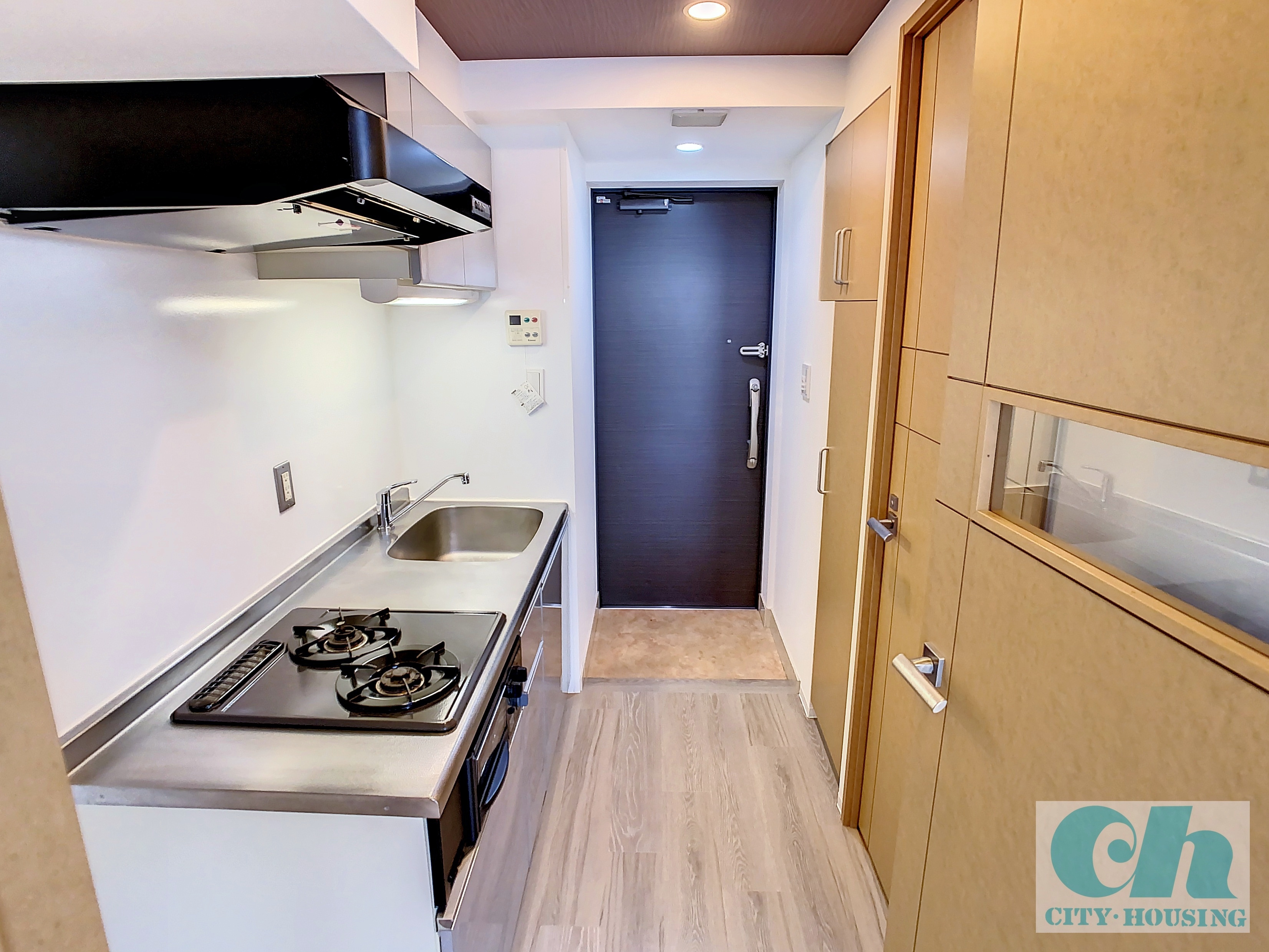 エスタイム 301号室