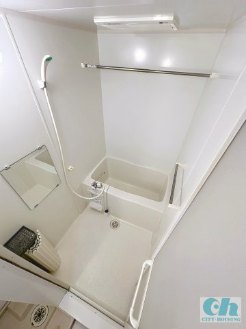 セブンスコート 206号室の浴室