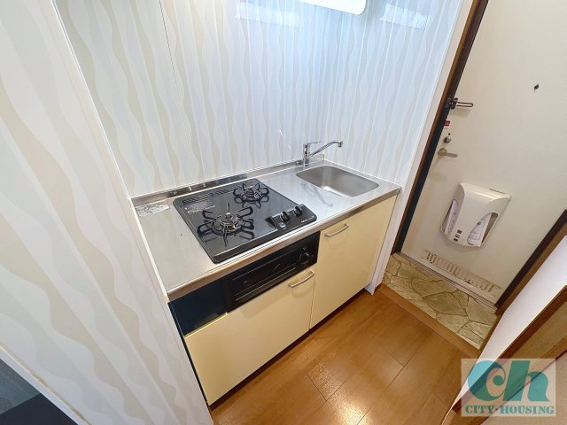 セブンスコート 206号室のキッチン