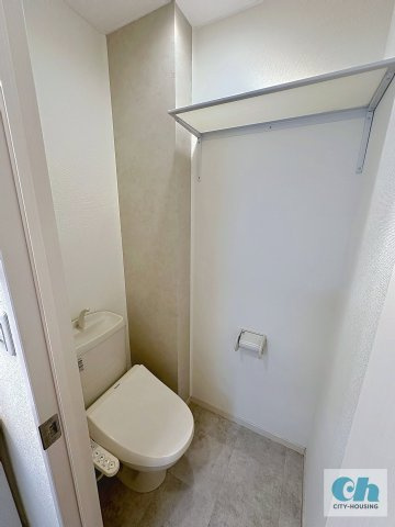 シャトレー大森 205号室のトイレ
