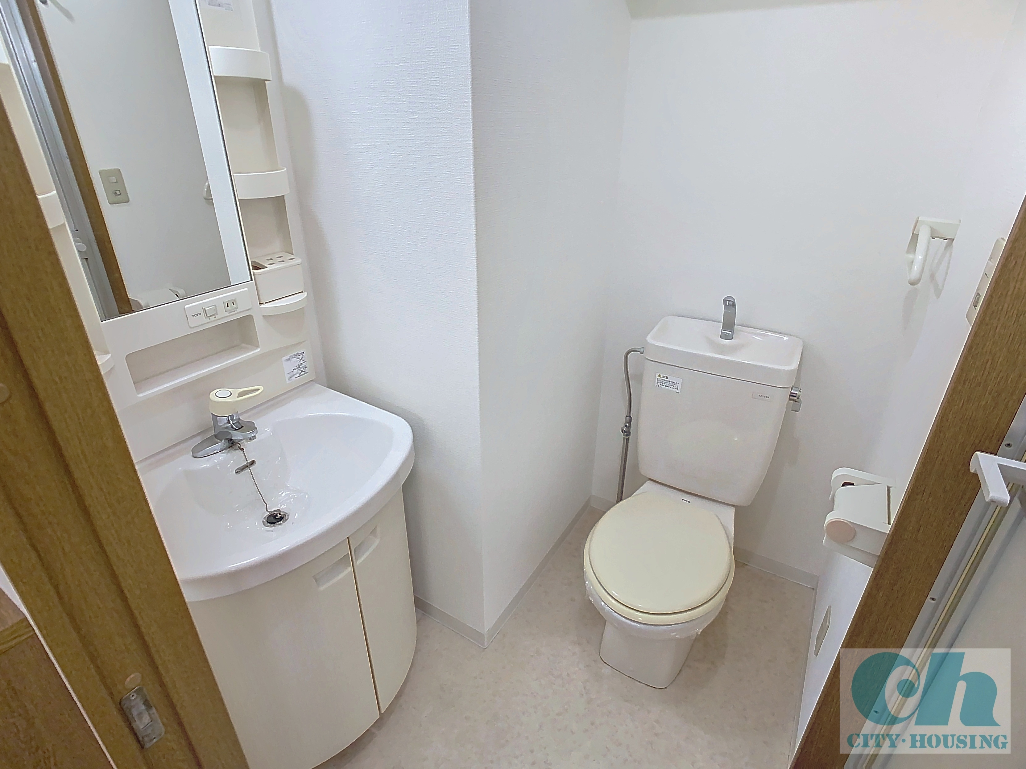 センチュリーフォレスト 404号室