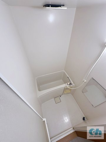 コンフォート山王 202号室の浴室