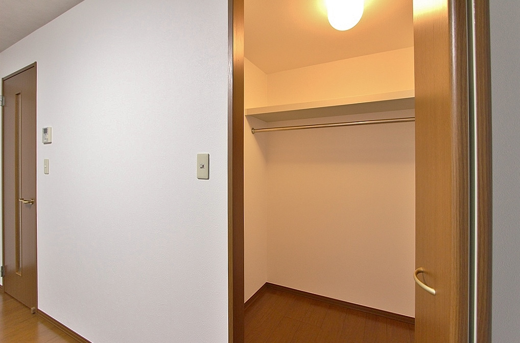 セブンスコート 103号室