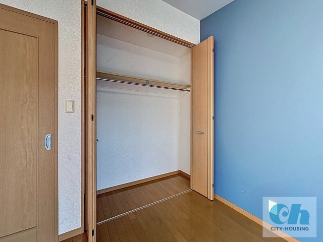 プランドウル大森 304号室の収納