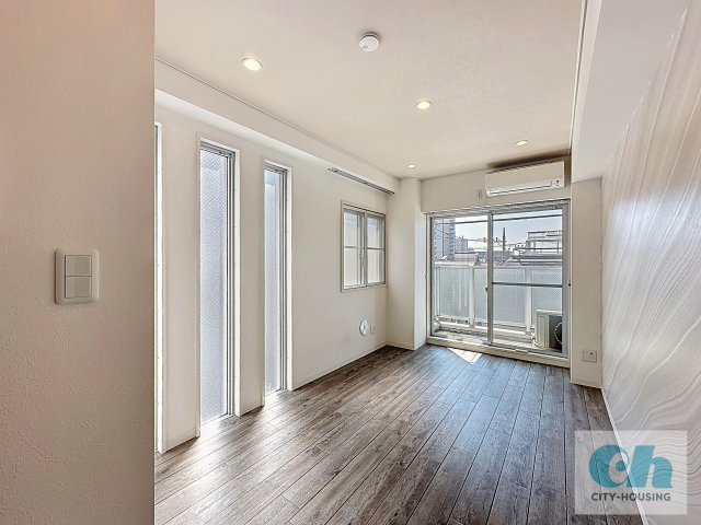 センチュリーハウス戸越 301号室の玄関