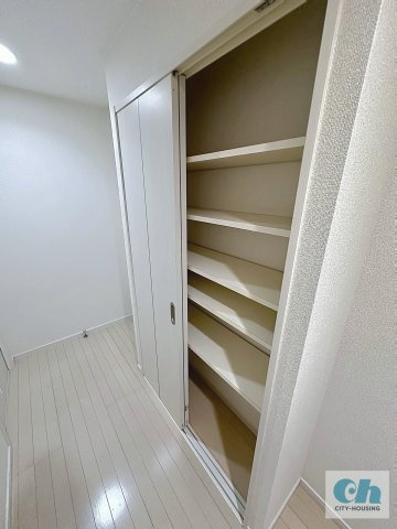 サンセールK&M 101号室の収納