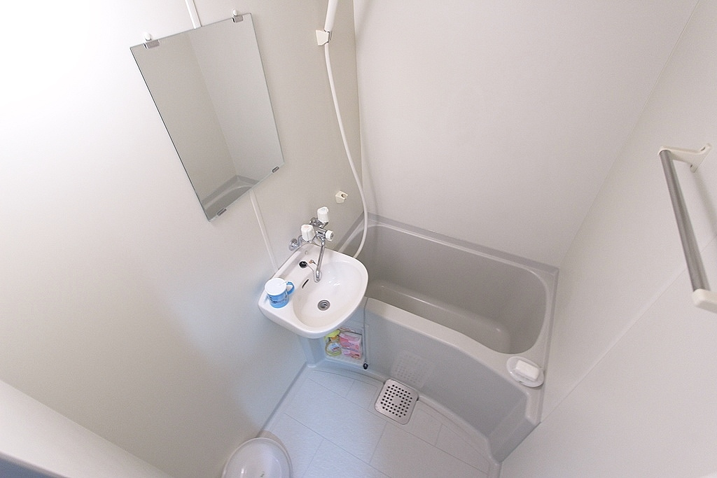 サンセールコージ 301号室