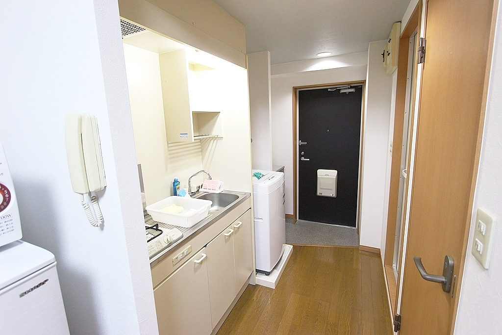 サンセールコージ 301号室