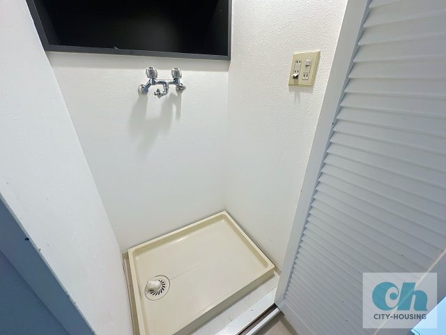 NEWRISE-2 402号室の居間・リビング